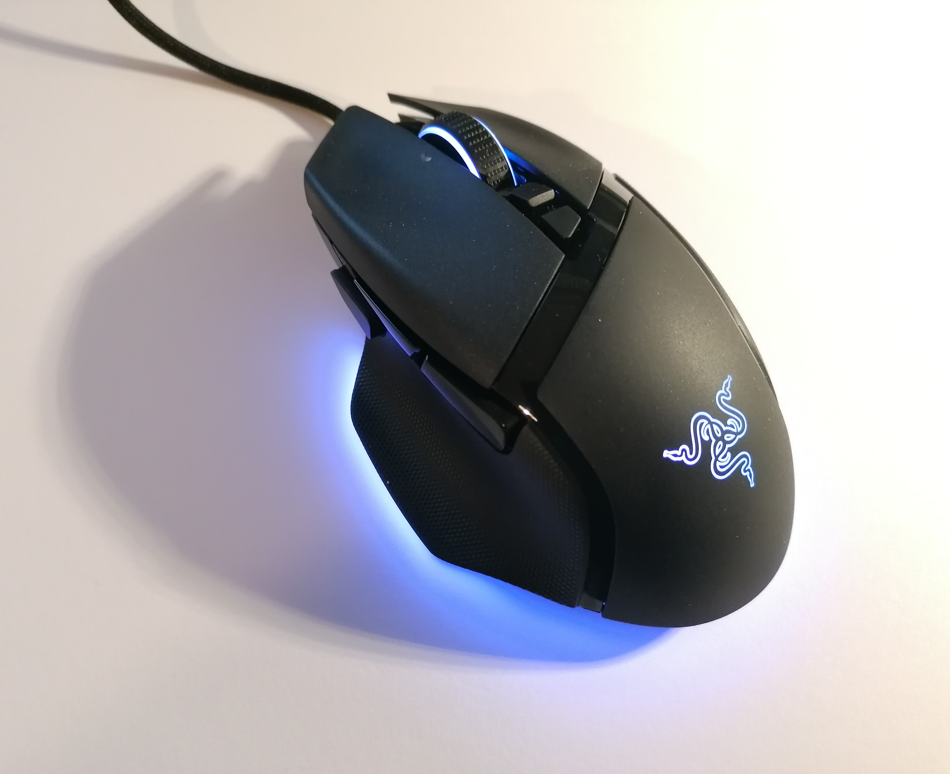 Beserk Razer Trải nghiệm bộ đôi Razer Basilisk Mobile và Razer Joro: Giải pháp