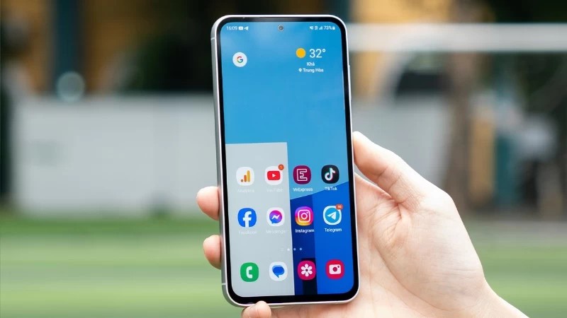 Màn hình AMOLED 6.58.